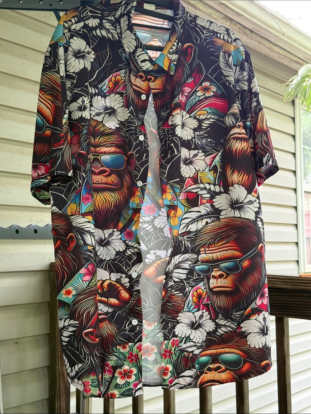 Men’s 2x Lightweight shirt featuring Sasquatch in Hawaiian floral design